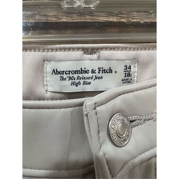 Abercrombie & Fitch NWT High Rise 90s Relax Jean denim&faux leather sz 34 (18R) - Picture 4 of 8